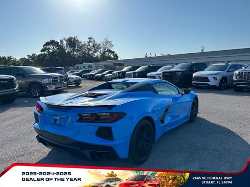 Used 2025 Chevrolet Corvette Stingray Convertible w/ 1LT RWD image 5