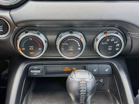 Used 2022 MAZDA MX-5 Miata RF Grand Touring RWD image 31