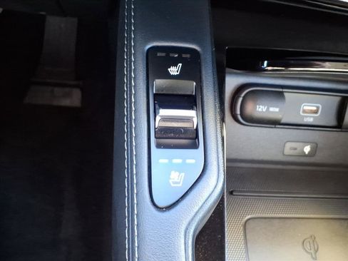 Used 2021 Kia Telluride EX w/ EX Premium Package image 17