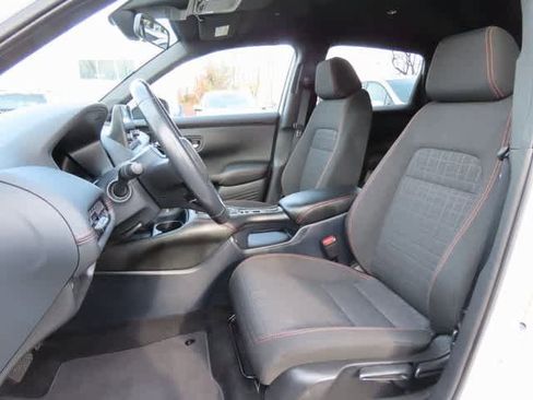 Certified 2023 Honda HR-V Sport image 13