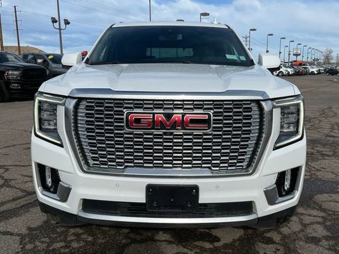 Used 2024 GMC Yukon Denali image 9