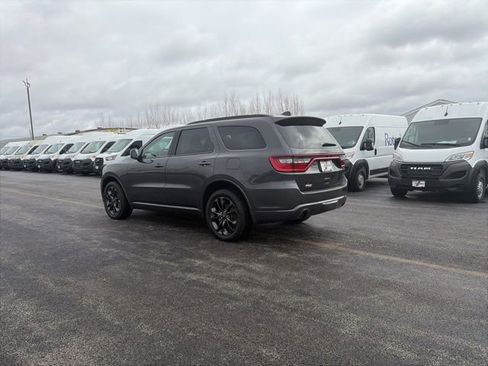 Used 2024 Dodge Durango GT image 3