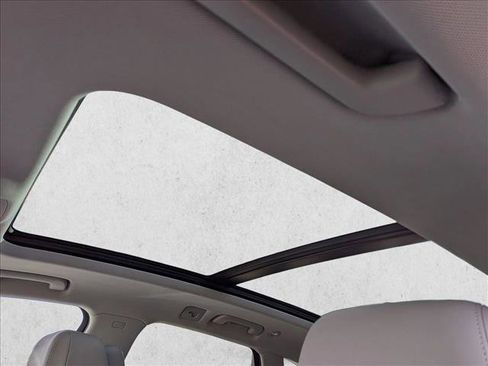 Used 2019 Audi Q5 2.0T Premium Plus w/ Premium Plus Package image 18