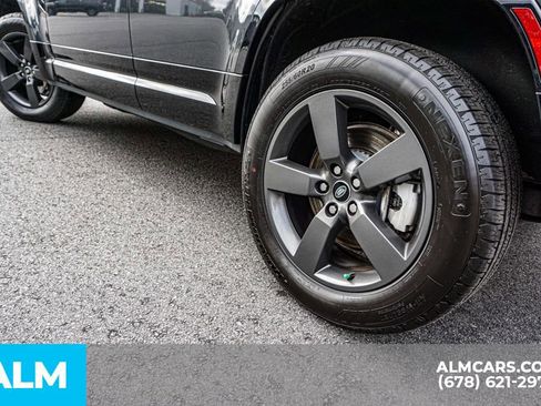 Used 2023 Land Rover Defender 110 X-Dynamic SE AWD/4WD image 16