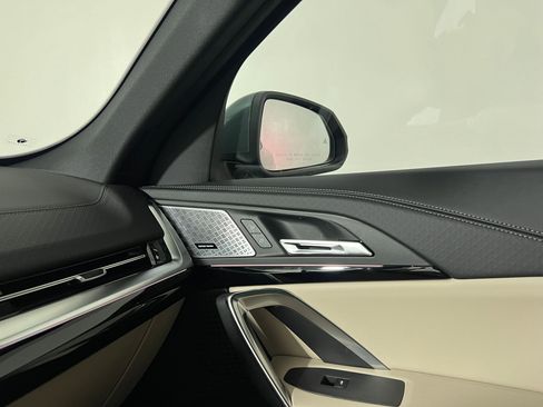 Used 2025 BMW X2 xDrive28i w/ Premium Package image 30