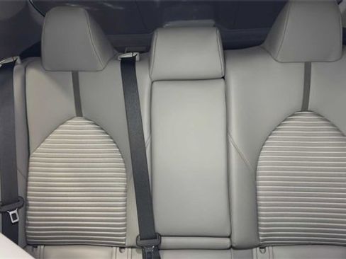 Used 2019 Toyota Camry SE image 27