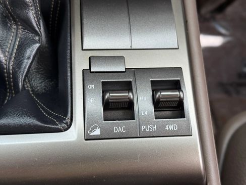 Used 2019 Lexus GX 460 Premium AWD/4WD image 25