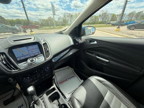 Used 2017 Ford Escape Titanium AWD/4WD image 24