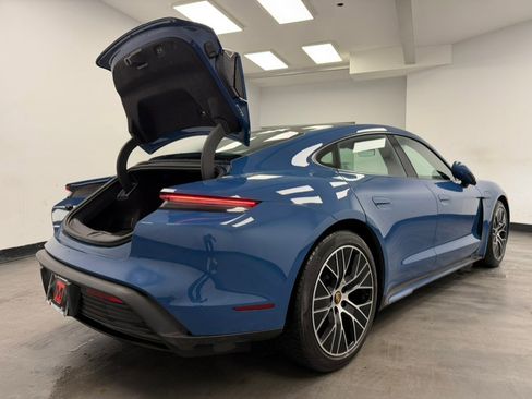 Used 2024 Porsche Taycan image 57