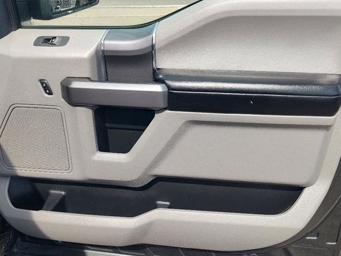 Used 2020 Ford F150 XLT w/ Equipment Group 302A Luxury AWD/4WD image 16