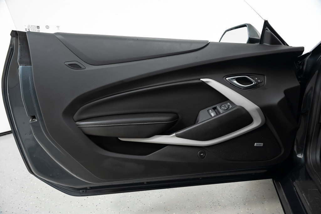 Used 2020 Chevrolet Camaro LT w/ Technology Package RWD image 32