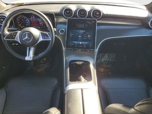 Used 2024 Mercedes-Benz GLC 300 image 11