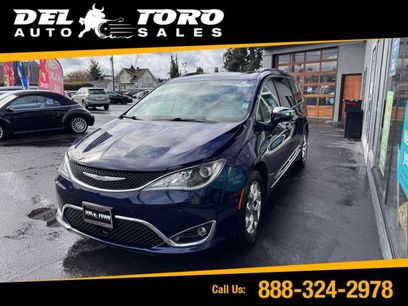 Used 2017 Chrysler Pacifica Limited