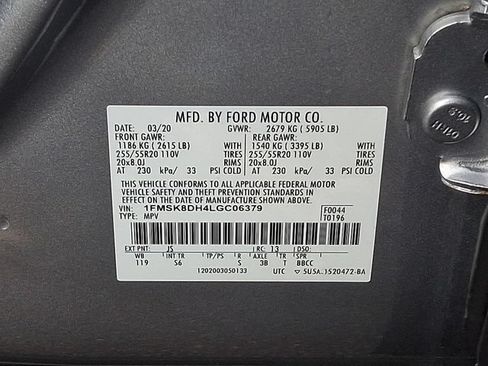 Used 2020 Ford Explorer XLT w/ Equipment Group 202A AWD/4WD image 27