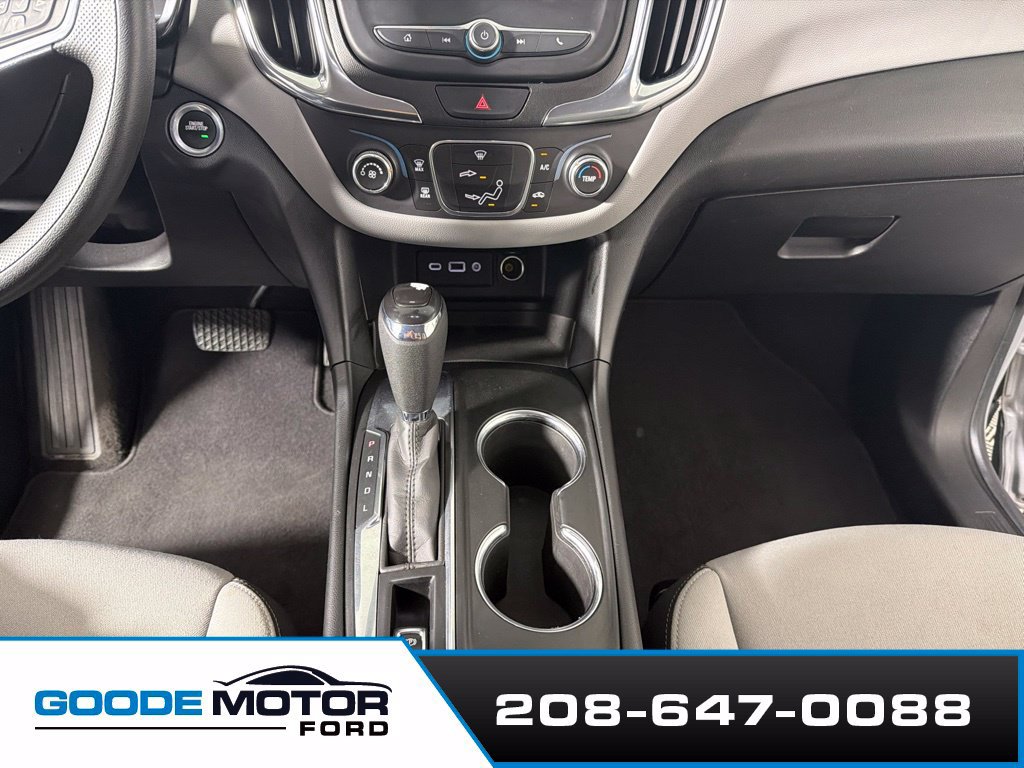 Used 2020 Chevrolet Equinox LS w/ LS Convenience Package FWD image 17