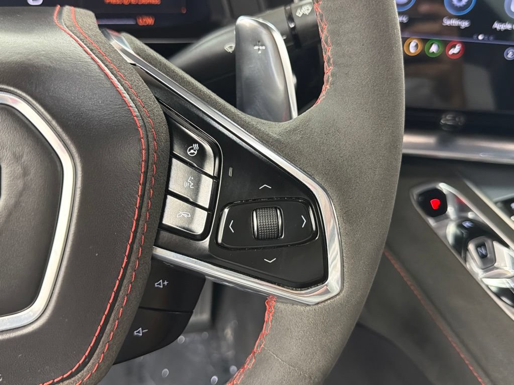 Used 2021 Chevrolet Corvette Stingray Premium Cpe w/ Z51 Performance Package RWD image 27