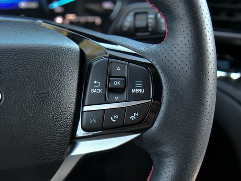 Used 2023 Ford Explorer ST-Line w/ Class IV Trailer Tow Package image 38