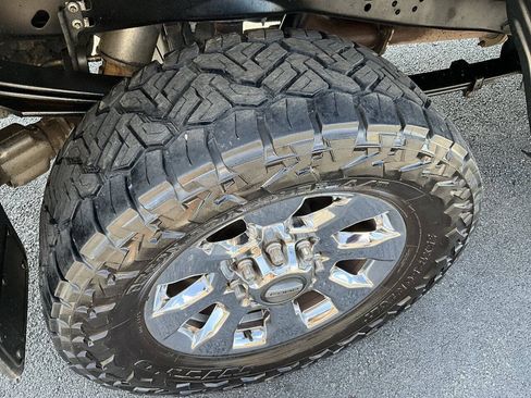 Used 2019 Ford F250 Lariat w/ Lariat Ultimate Package AWD/4WD image 45