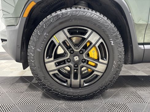 Used 2023 Rivian R1T Adventure AWD/4WD image 9