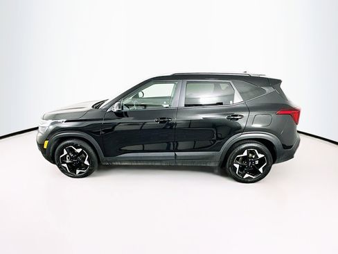 Used 2025 Kia Seltos S image 4