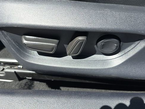 Used 2025 Toyota Camry SE w/ Multimedia Upgrade Package FWD image 15