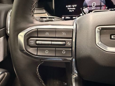 Used 2025 GMC Acadia Denali w/ Super Cruise Package image 31