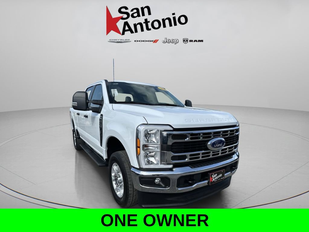 Used 2025 Ford F250 XLT AWD/4WD image 2