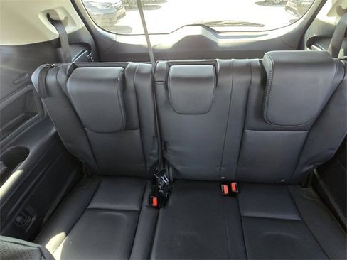 Certified 2025 Subaru Ascent Touring image 17