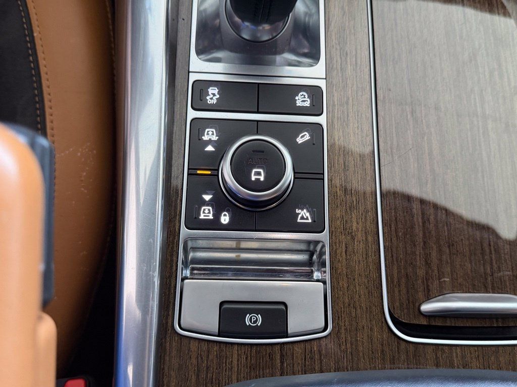 Used 2018 Land Rover Range Rover Sport Supercharged AWD/4WD image 52