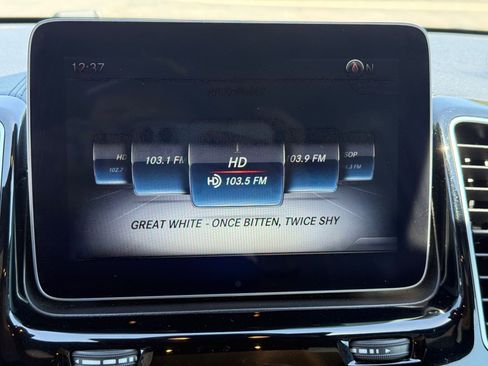 Used 2019 Mercedes-Benz GLS 450 4MATIC image 19