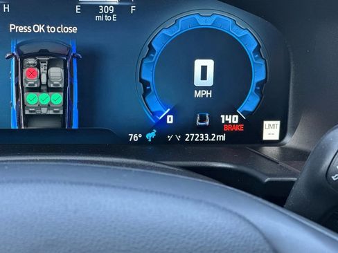 Certified 2025 Ford Bronco Sport Outer Banks w/ Outer Banks Tech Package+ AWD/4WD image 29