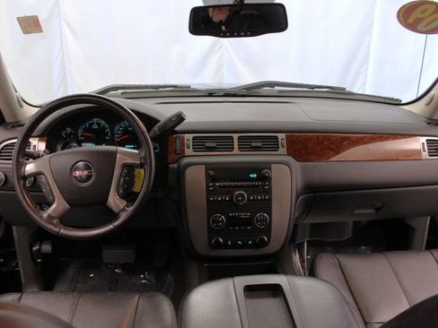Used 2009 GMC Sierra 3500 SLT w/ SLT Convenience Package AWD/4WD image 17
