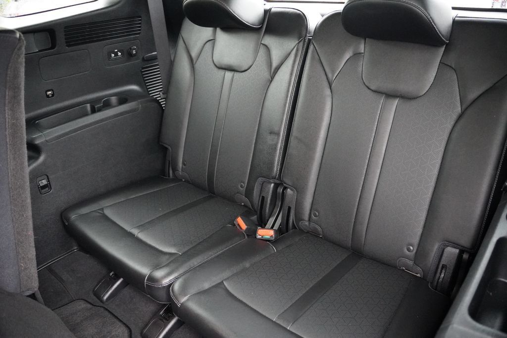 Certified 2022 Kia Sorento S AWD/4WD image 18