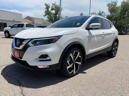 Certified 2022 Nissan Rogue Sport SL w/ Premium Package AWD/4WD image 1