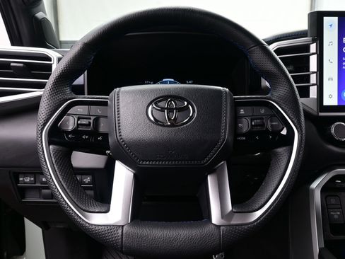 Used 2024 Toyota Sequoia Platinum image 25