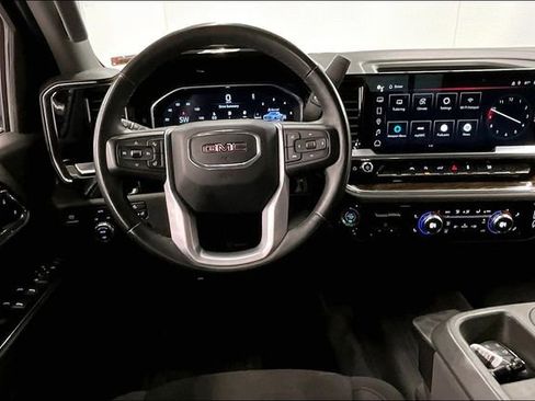 Used 2023 GMC Sierra 1500 SLE w/ Preferred Package AWD/4WD image 6