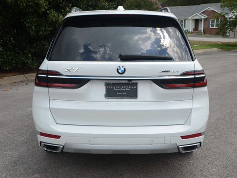 Used 2025 BMW X7 xDrive40i AWD/4WD image 22