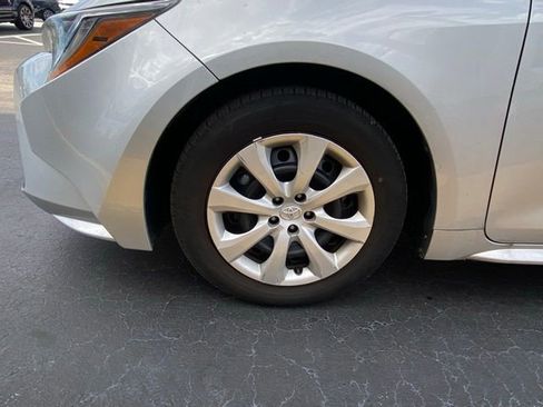 Used 2024 Toyota Corolla LE image 12