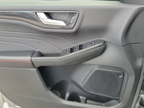 Used 2024 Ford Escape ST-Line w/ Tech Pack #1 AWD/4WD image 14