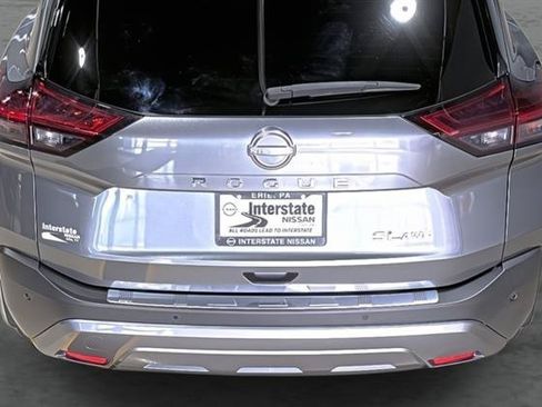 Used 2023 Nissan Rogue SL w/ SL Premium Package AWD/4WD image 12