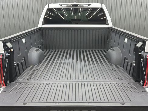 Used 2025 Toyota Tundra Limited image 15