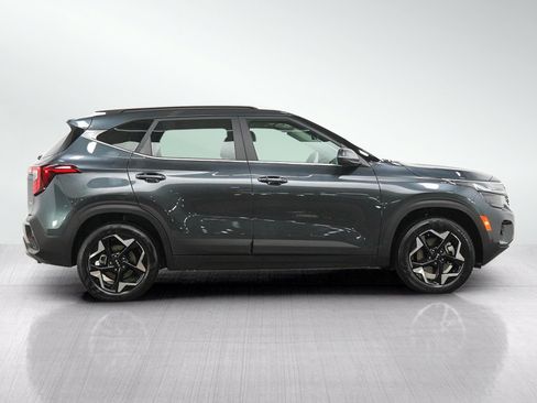Used 2025 Kia Seltos EX w/ EX Sunroof Package AWD/4WD image 6