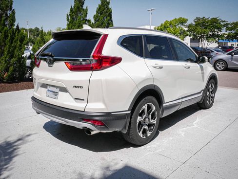 Used 2018 Honda CR-V Touring image 11