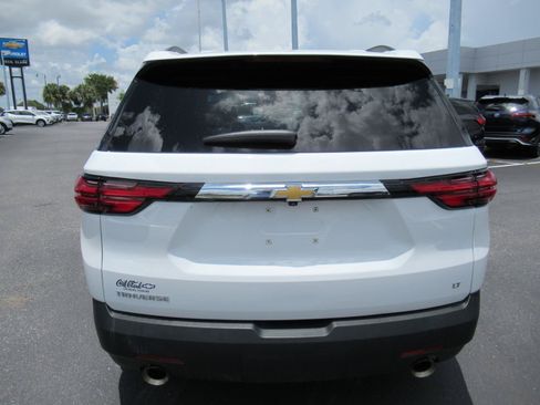 Certified 2023 Chevrolet Traverse LT FWD image 6