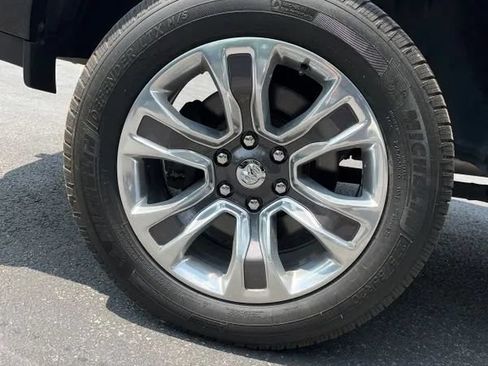 Used 2019 RAM 1500 Limited AWD/4WD image 19