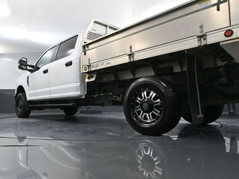 Used 2022 Ford F250 XL w/ Power Equipment Group image 48