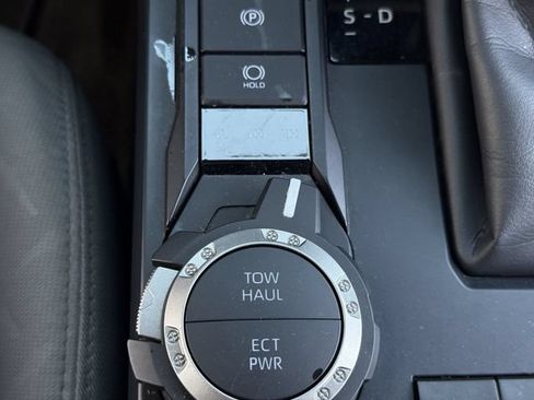 Used 2025 Toyota Tacoma SR5 AWD/4WD image 22