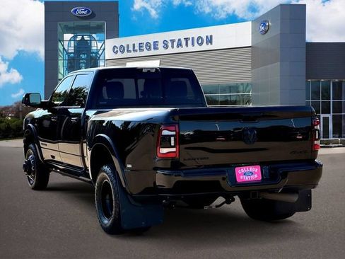 Used 2022 RAM 3500 Limited w/ Night Edition AWD/4WD image 5