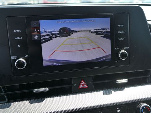 Used 2023 Kia Sportage LX FWD image 18
