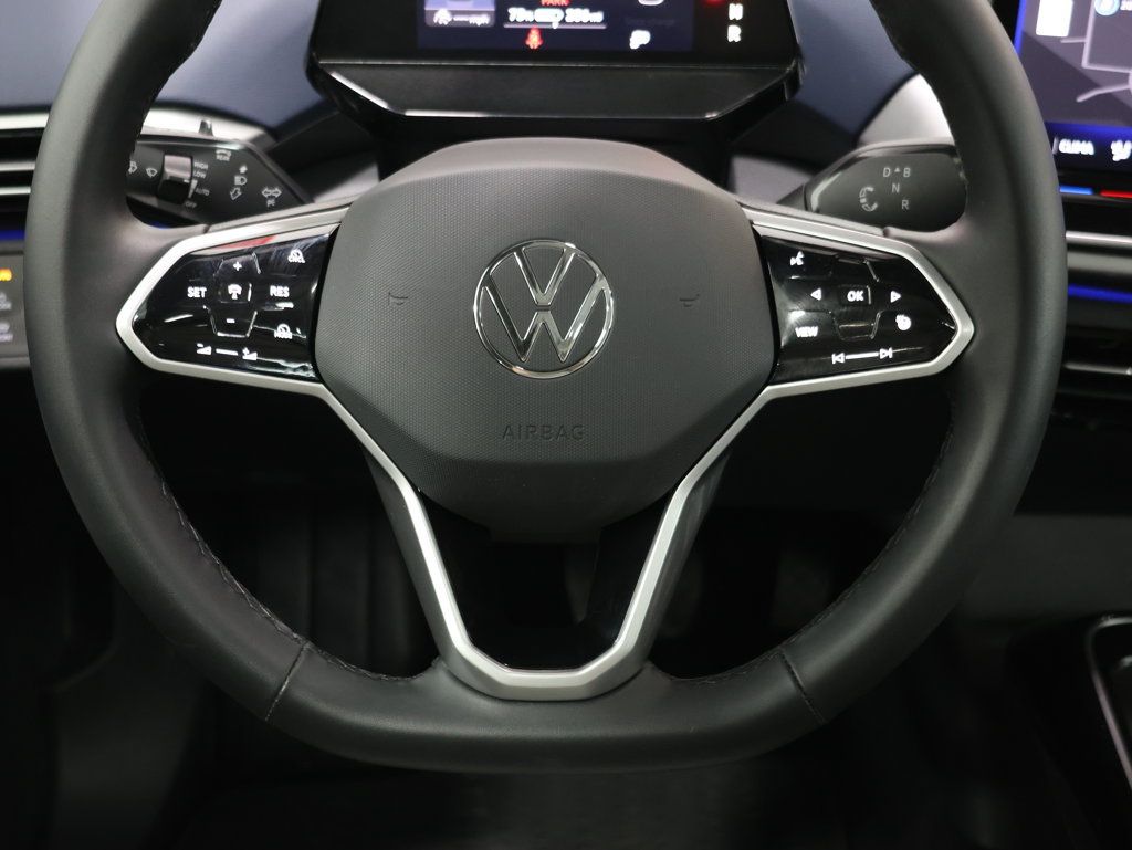 Used 2025 Volkswagen ID.4 Pro S Plus AWD/4WD image 17